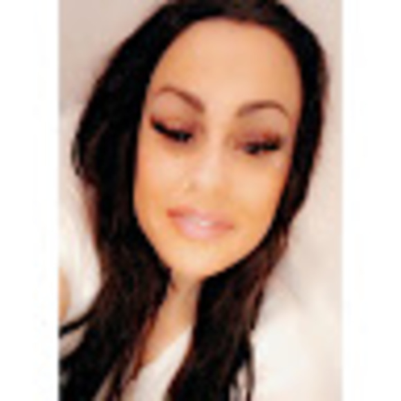 Meet your Posher, Jen - Picture 1 of 1